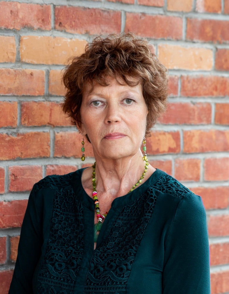 Lynda Fillion, Finance Manager